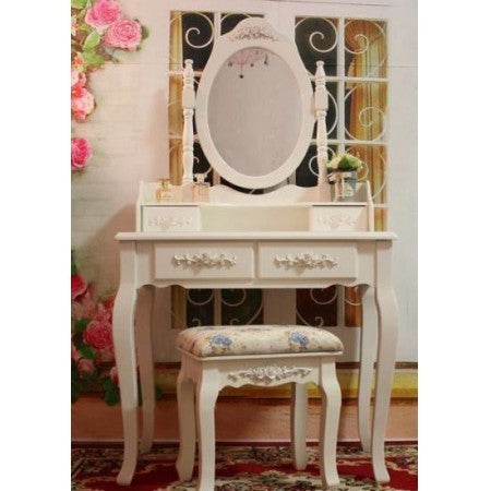 Tocador con espejo y taburete tapizado. Cómoda de maquillaje.